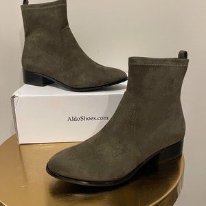 New In Box ALDO Erigori Boots, Olive, Sz 6